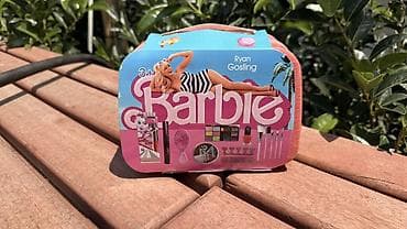 Игрушки: Uşaq makiyaj çemodanı – Barbie temalı Xüsusiyyətlər: - Daşına bilən — 2