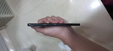 nokia 5 1 plus: Smartfon – nazik korpus, kənarlarda düymələr və USB‑C girişli model - — 4