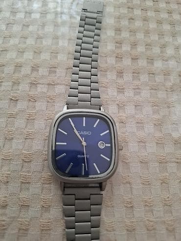 Casio kişi qol saatı - Klassik dizayn: yumru künclü kvadrat korpus
