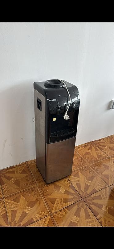 Su dispenseri satılır ela vəziyyətdədir heç bir problemi yoxdur qiymət