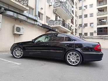 mercedes ceşqa: Mercedes-Benz E 240: 2.4 l | Sedan — 1