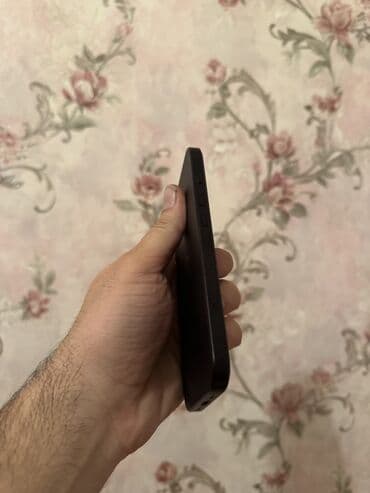 Samsung: IPhone 16, 128 GB, Qara, Face ID — 3