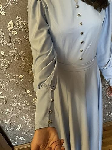 Açıq mavi rəngdə uzun ziyafət/gecə paltarı - Model: A-kəsim, yerə — 5