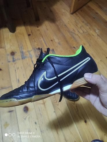 krosovka: Nike Tiempo salon futzal ayaqqabısı - Model: Nike Tiempo (etiketdə — 5