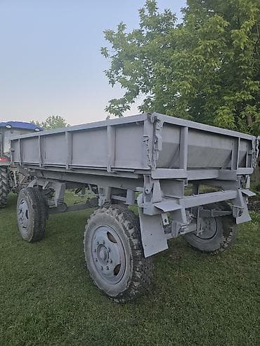 Traktor qoşqusu – 4 təkərli, ikioxlu damper tipli Məhsul təsviri: -