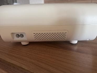 android tv box: GXX portativ proyektor - Girişlər: HDMI, VGA, 2×USB (USB-1 və USB) — 4