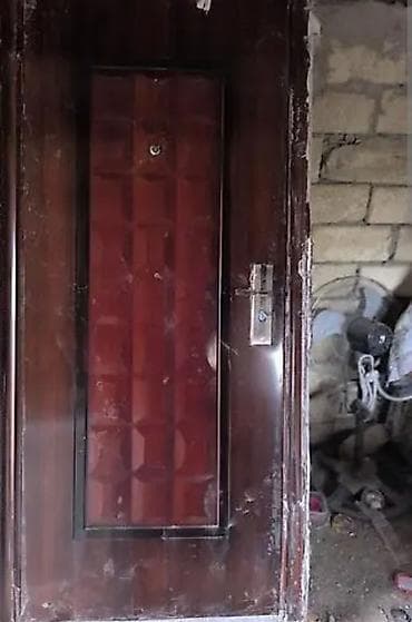 Seyf dəmir qapı 130 AZN