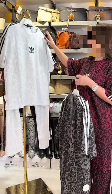 off white duks: Şekildeki modelin eynisi ve ağ rəngli qaslisidir S. M. L razmere qədər — 1