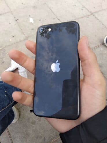 iphone se 2016 ekran: IPhone SE 2020, Qara, Qırıq — 2