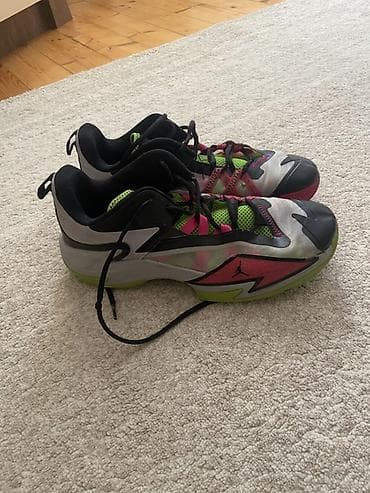 krosovkalar: Nike Jordan basketbol krosovkaları - Model: Jordan (aşağı profilli — 2