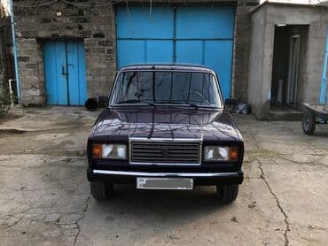 Audi: Avtomobil: Lada 2107 sedan Rəng: Tünd bənövşəyi (bodi və bamperlər — 7