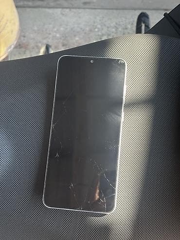 philips xenium 9@9h: Samsung Galaxy A05, 64 GB, rəng - Ağ, Qırıq — 2