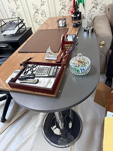 isdenmis mebel: Ofis mebeli hamısı birlikdə 1500 manat. heç bir problemi yoxdur. ideal — 8