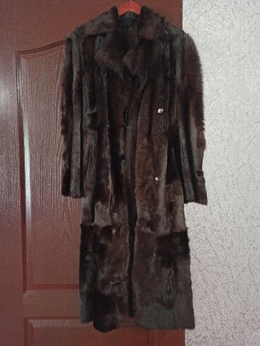 женские шлепанцы с мехом: Iki üzlü dublyonka qiyməti 150m
alınıb 1000m
razmeri M — 1