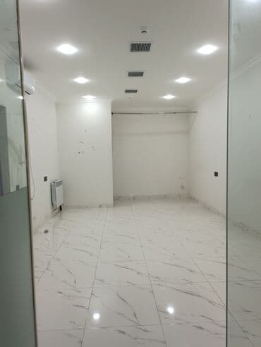 asan əmlak: 26 kv obyekt. Qaz, su, ışıq isitmə və soyutma sistemi, tualeti — 9