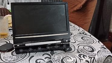 dvd ssd: Daşınan DVD pleyer – qatlanan ekranlı model Xüsusiyyətlər: - Daşınan — 1