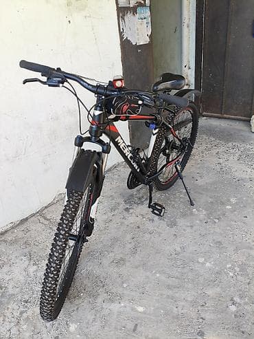 velosiped kameri: Velosiped yeniden seçilmir. Sürülmədiyinə görə satılır. Təkərlər 29 — 2