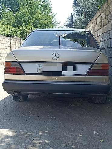 Mercedes-Benz W124: 2.3 l | 1988 il Sedan lalafo.az -da Mercedes-Benz W124: 2.3 l | 1988 il Sedan