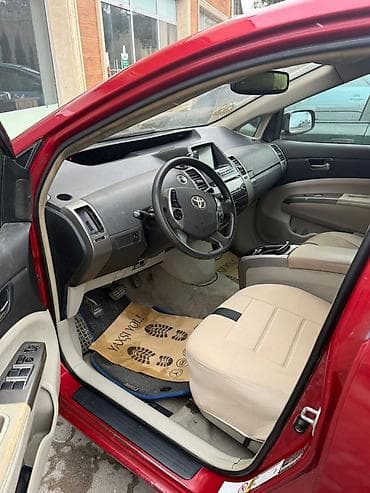 dizel qazel satilir: Toyota Prius: 1.5 l | — 6