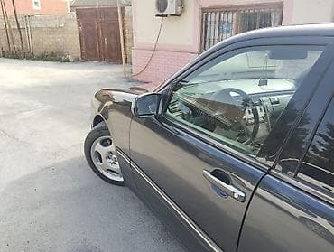 e class 220: Mercedes-Benz E-Class (W210) sedan - Kuzov: 4 qapı, tünd boz rəng — 6