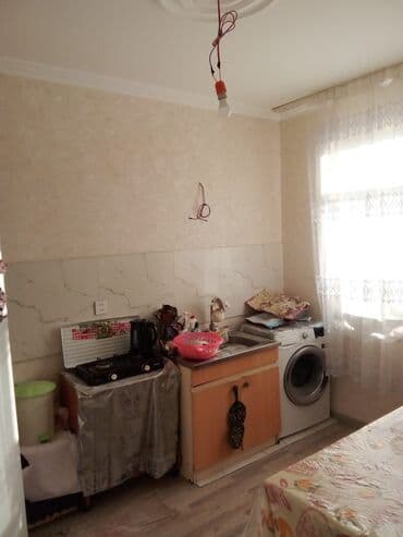 ipotekada olan mənzillərin satışı: 3 otaqlı, 97 kv. m, Orta təmir — 10