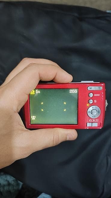 mega televizor: Fotokamera Fotoaparat Casio QV-R100 digital fotoaparat Problemsiz — 4