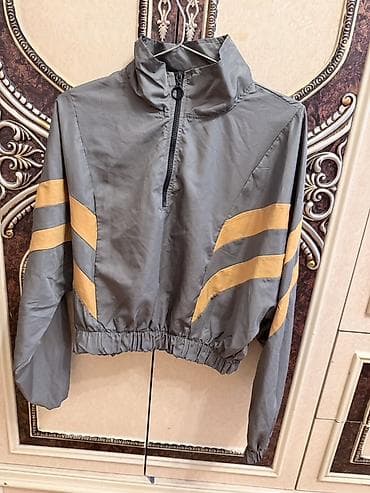 idman dəsdi: İdman geyim dəsti – kül rəngi, sarı zolaqlı - 2 hissəli dəst: jaket — 2