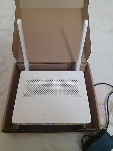 Комплектующие для ПК и ноутбуков: İki antenli Wi‑Fi router/modem Xüsusiyyətlər: - 2 ədəd güclü xarici — 4