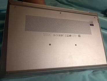 Kompüter və noutbuk aksesuarları: Salam. Bir neçə dəfə istifadə olunub. 2700 manata uşağa dərs keçmək — 3