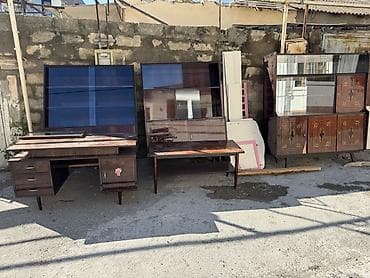 kitab refi modelleri: Mebel dəsti – klassik ağac işləmələri Satılır: retro üslubda, tünd — 3