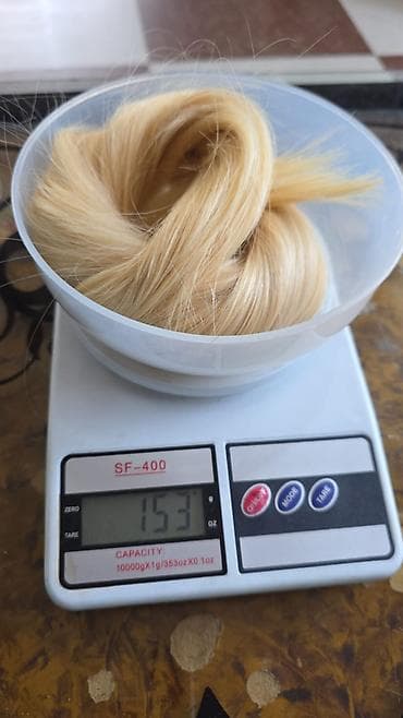 ikinci el suba: Təbii açıq sarı (blond) insan saçı 350 azn almışam 190 satıram istfadə — 1