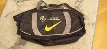 Işlənmiş idman çantası