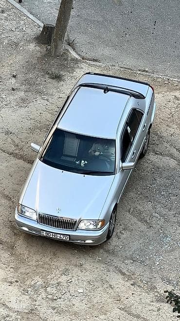 mercedes e class: Mercedes-Benz C-Class: 1.8 l | 1997 il Sedan — 3