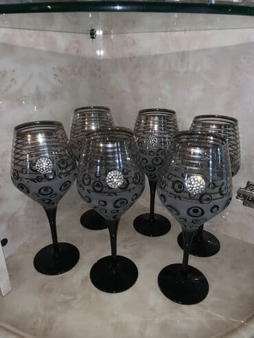 işlənmiş saat: Qədəhlər, rəng - Qara — 1