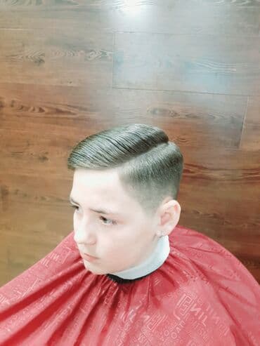 salona xadime: Qadın saç ustası, 45 yaş, Təcrübəli, Fiks edilmiş ödəniş — 1