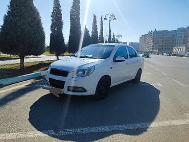 maşın şəkilləri çəkmək: Chevrolet Aveo: 1.5 l | 2017 il 20000 km Sedan — 4
