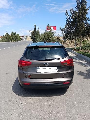 dizel masin: Kia Ceed: 1.6 l | 2015 il Universal — 2