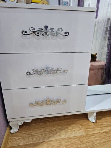 трюмо с зеркалом: İşlənmiş, Termolar, Çatdırılma yoxdur — 7