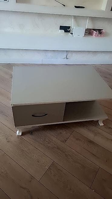 balkon masa: Düz masa, Açılmayan, Təkərsiz, Laminat, Zəmanətsiz — 1