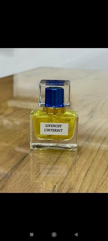 50 ML ETIRLER TEK QIYMƏT 25 AZN QALICILIĞI DA ÇOX GÖZƏL HƏDIYYƏ
