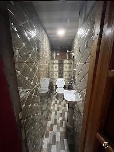 Mənzillər: Hökməli 2 otaqlı, 55 kv. m, Kredit yoxdur, Orta təmir — 2