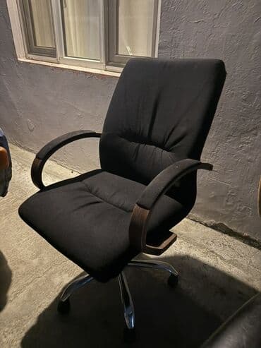 белый рабочий стол: С колесиками, Рукояти не регулируются, Ткань — 1