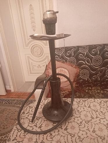 Nərgilə seti – klassik dizayn, mat qara gövdə və şüşə kolba ilə — 3