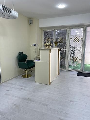 Rəflər, etajerkalar: Əlaqə vatsapp 0513706000 Nərmanovda gözəllik salonu icarəyə verilir — 8