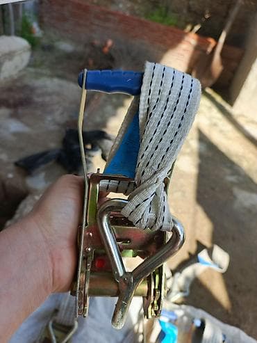 Другие крепежные изделия: Yük bağlama kəmərləri – Strona markası, ratchet mexanizmi və qarmaqlar — 1