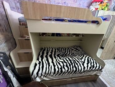 pilləkən: Oğlan və qız üçün, İşlənmiş, Çarpayı, Matras ilə, Siyirməli — 4