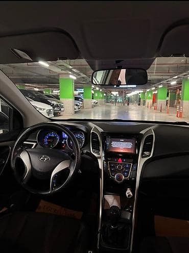 Транспорт: Hyundai i30: 1.4 л | 2015 г. Хэтчбэк — 3