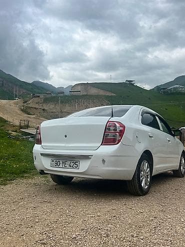 ustu aciq masin: Chevrolet Cobalt: 1.5 l | 2024 il 70000 km Kabriolet — 2