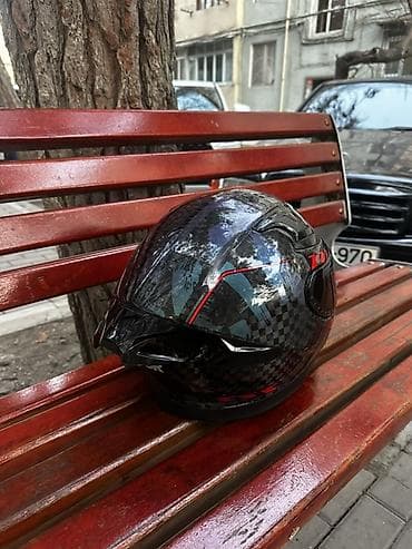 moto moped: Axor Kask Bilen bilir nece firmadi Teze alinibdi qirigi siniqi yoxdu — 5