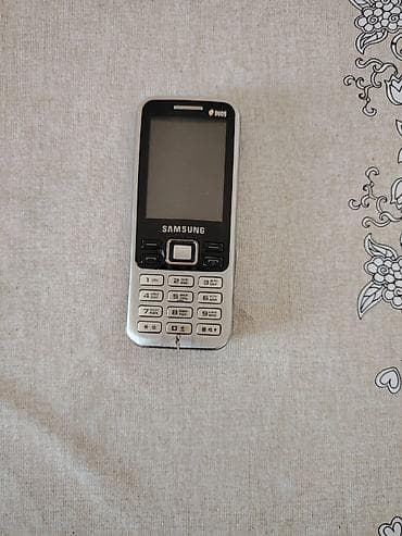 adapt: Samsung < 2 GB Memory Capacity, rəng - Qara, İki sim kartlı — 3